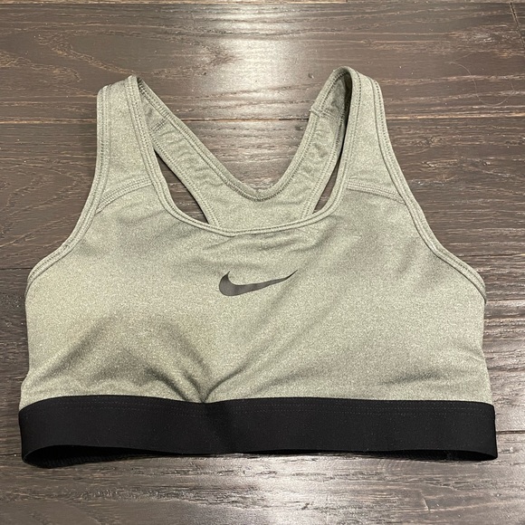 Grey XS Nike Dri Fit Gym Top - Picture 2 of 4